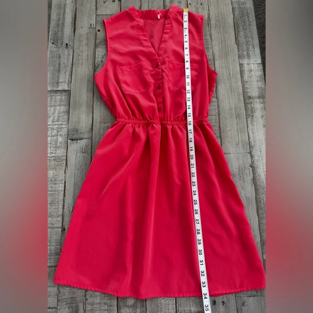 Elegant Coral Button Down Sleeveless Dress - Picture 5 of 8
